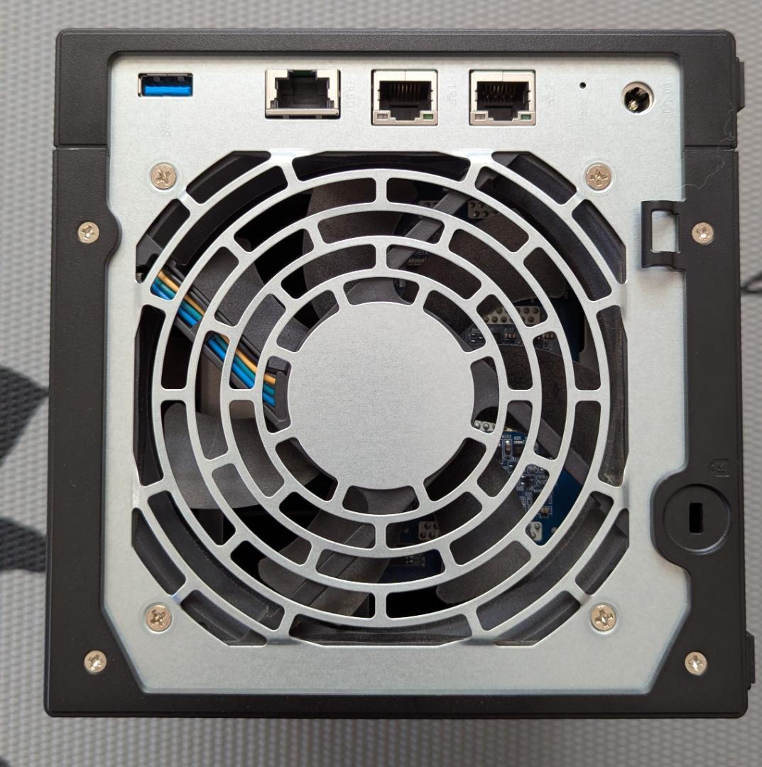 ASUSTOR(アサスター) AS4004T 4ベイ NAS