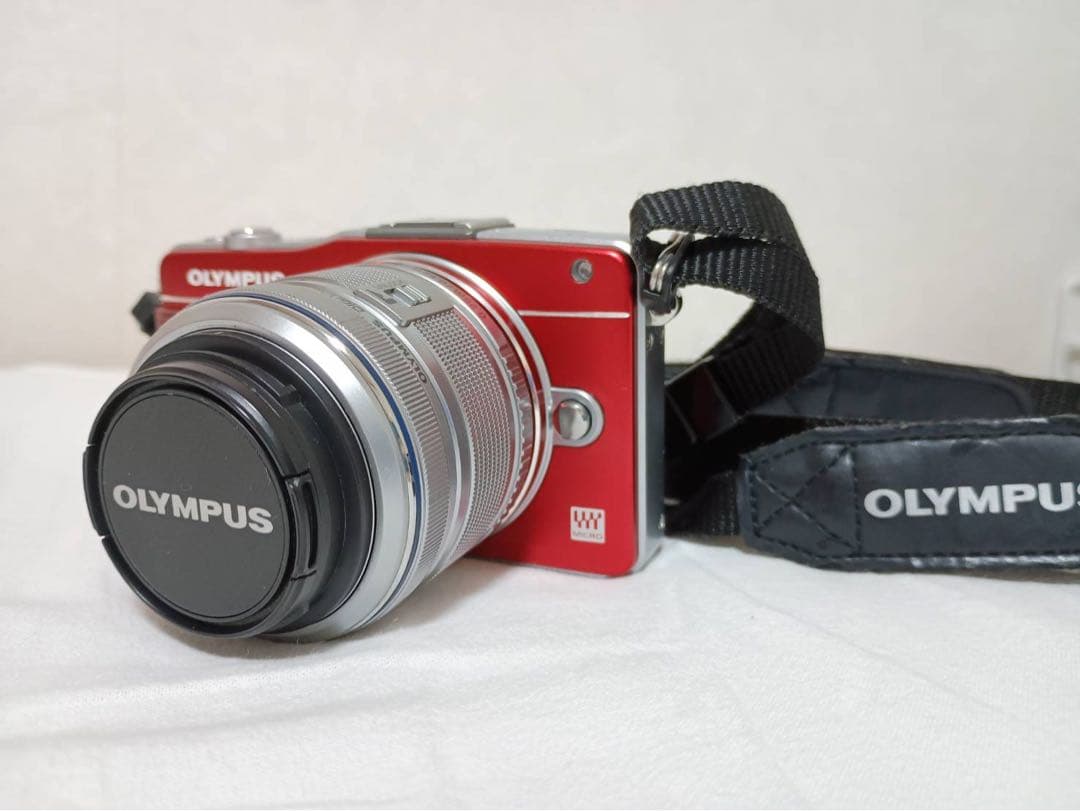 ミラーレス一眼 OLMPUS PEN mini E-PM2 カメラケース付