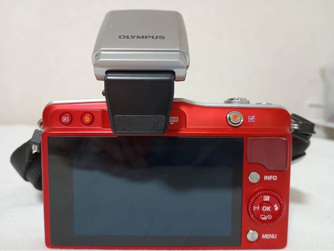 ミラーレス一眼 OLMPUS PEN mini E-PM2 カメラケース付