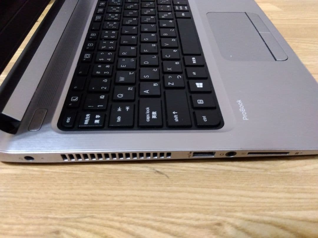 Hp ProBook 430G3 i5-6200U　バッテリー満タン