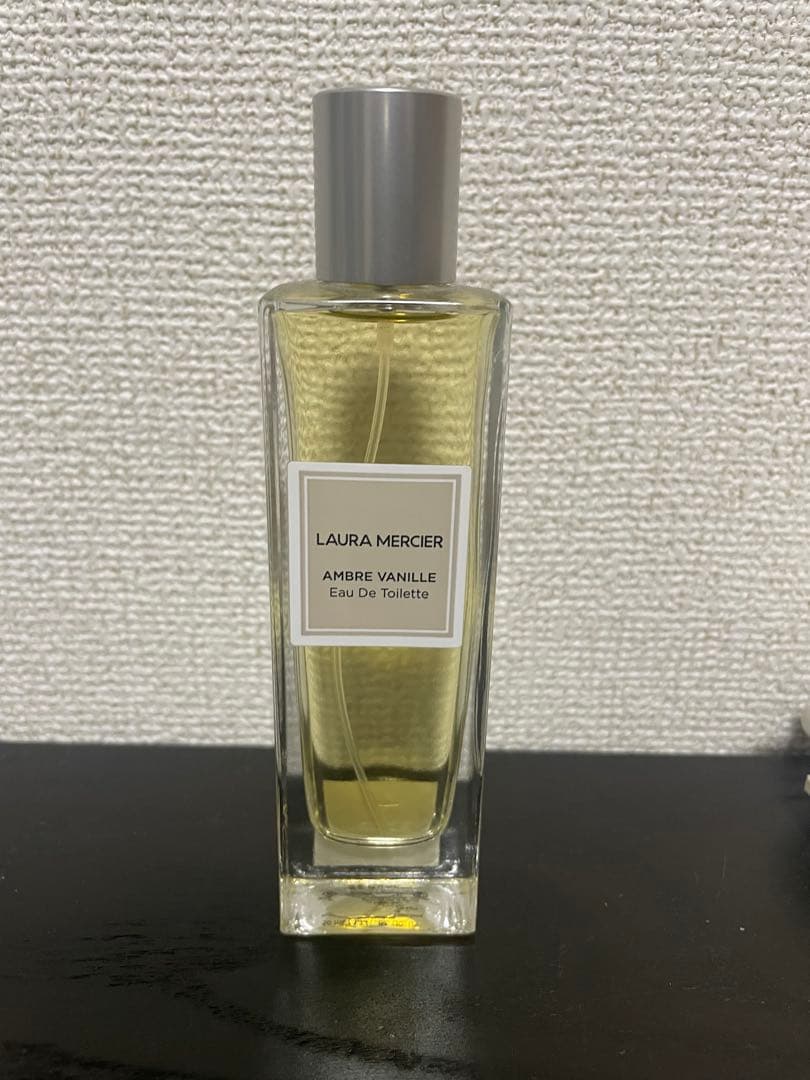 LAURA MERCIER アンバーバニラ オードトワレ