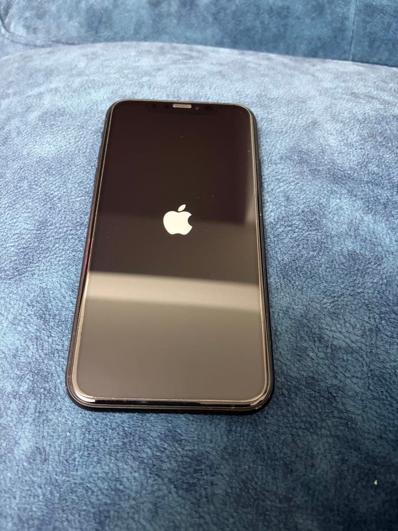 iPhone XR 256GB SIMフリー バッテリー79% やや傷あり