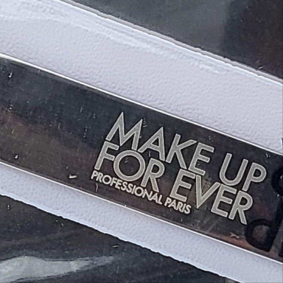 MAKE UP FOR EVER メイク用ツールセット