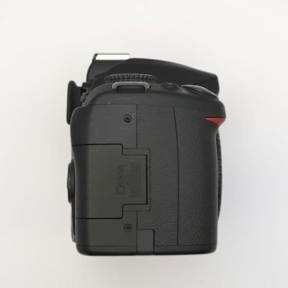 Nikon D3000 一眼レフカメラ CCDセンサー