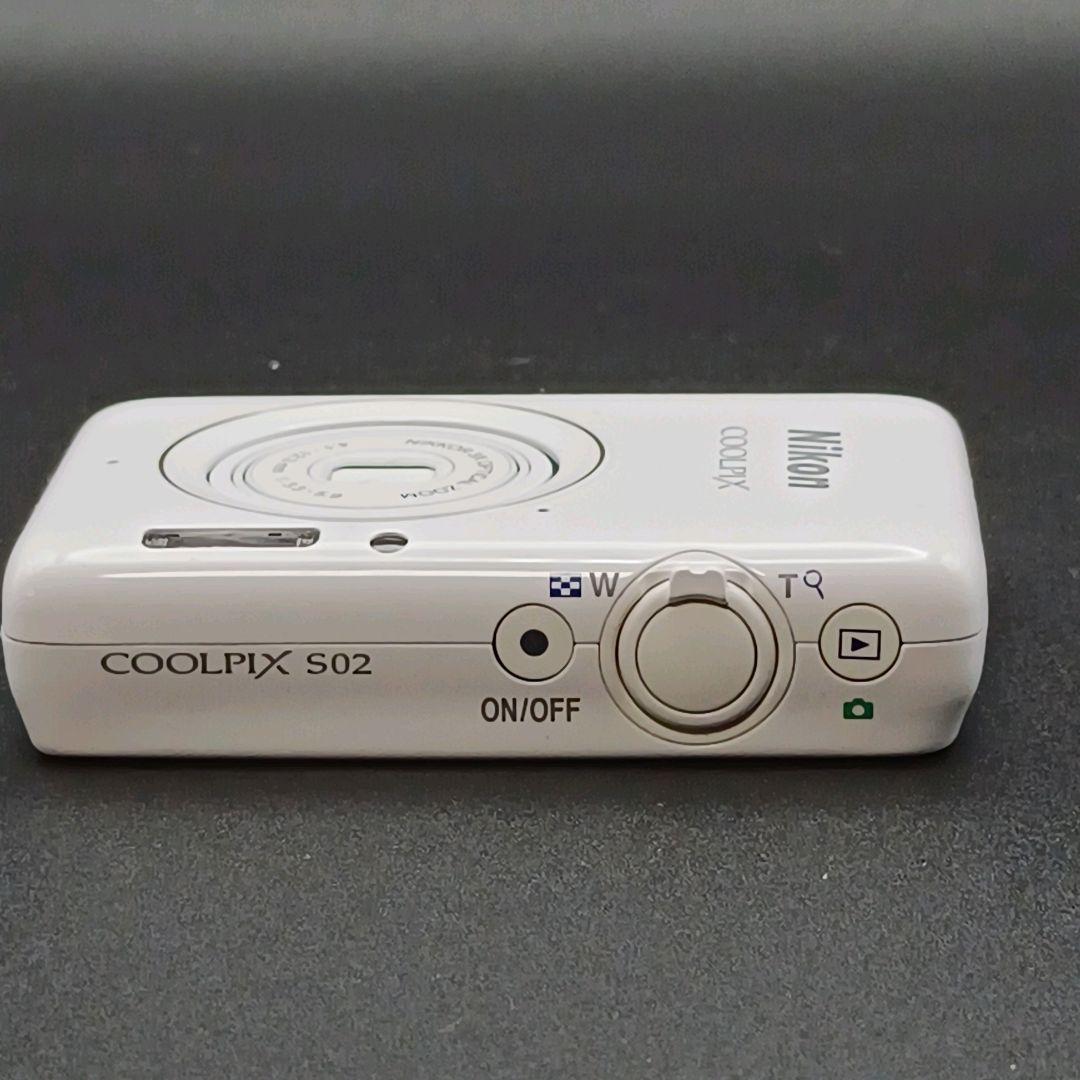 【人気モデル】Nikon COOLPIX S02 ホワイト 動作確認済み