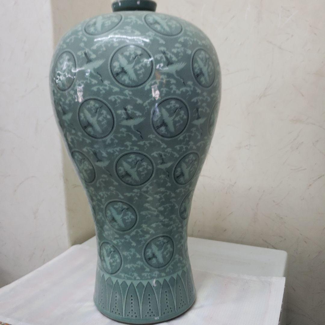 蔵出し特価　青磁 鶴模様 陶器 花瓶　作家物海剛作桐箱あり48cm