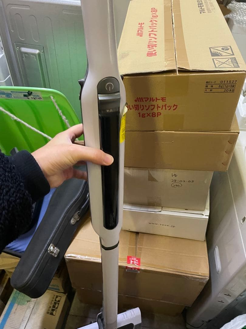 Shark EVOPOWERSYSTEM CS300JWH コードレスクリーナー