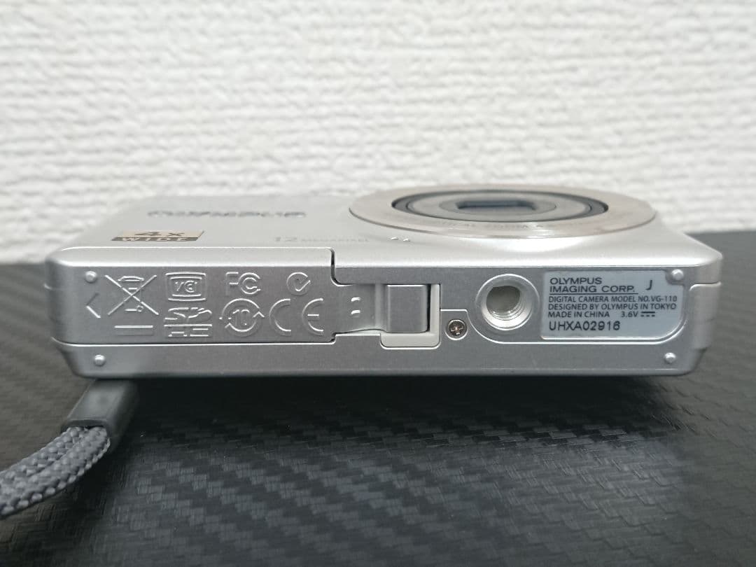 B【通電確認済】 OLYMPUS VG-110 デジタルカメラ 薄型コンパクト