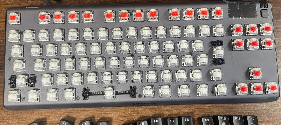 SteelSeries Apex Pro TKL (旧型)ゲーミングキーボード
