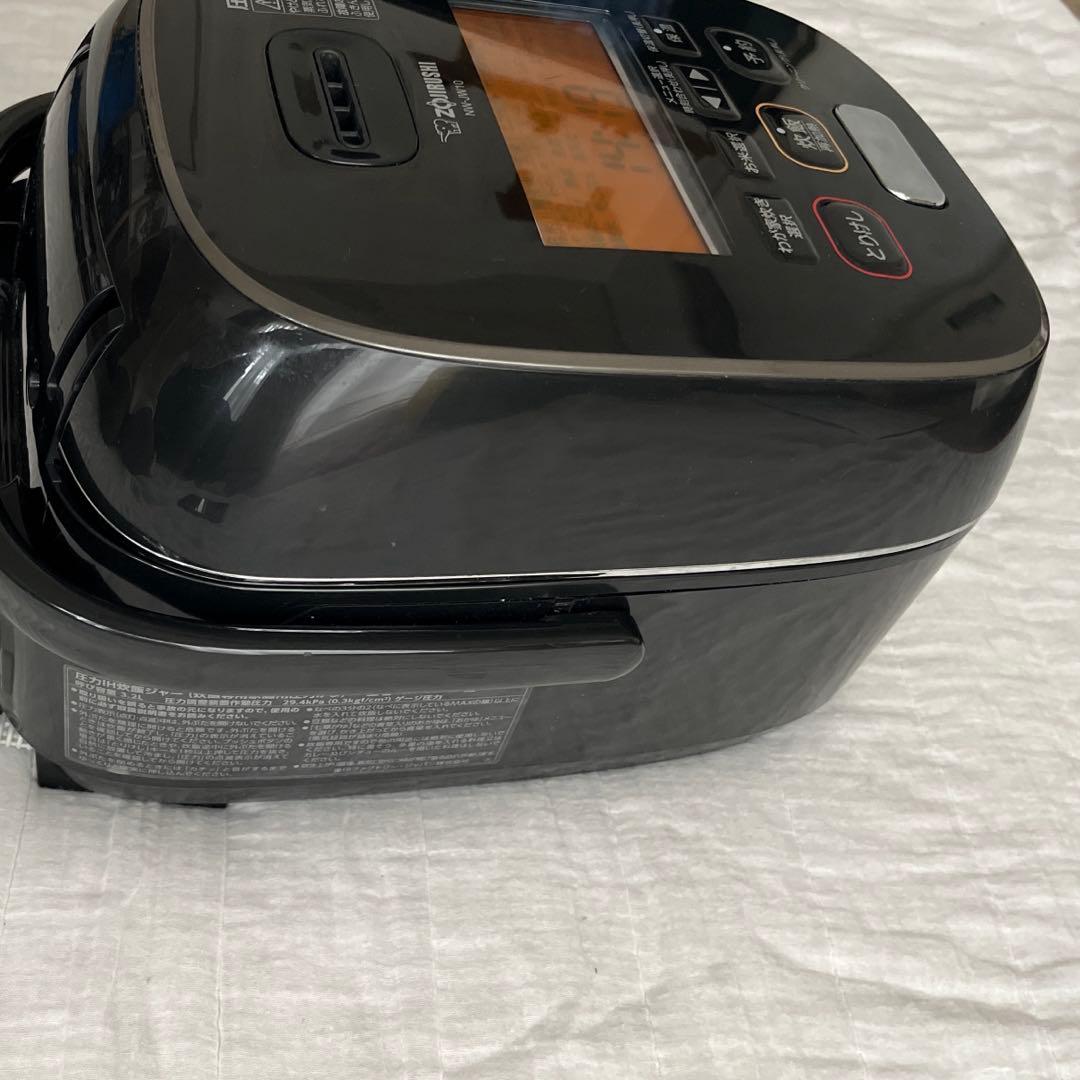 22年製象印 炊飯器 5.5合 圧力IH式 極め炊き NW-JW10