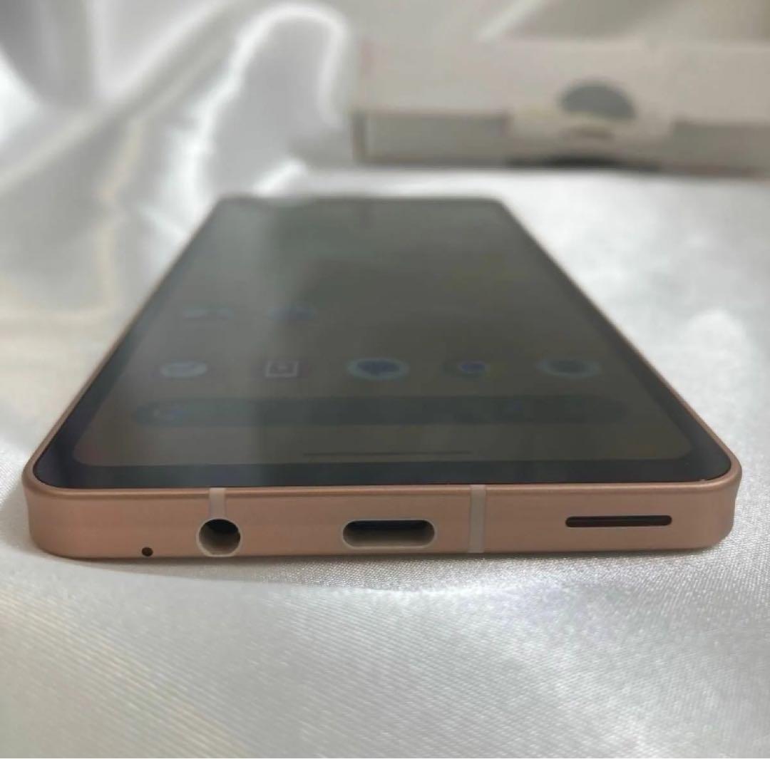 <美品>スマートフォン　SHARP AQUOS sense6s SH-RM19s