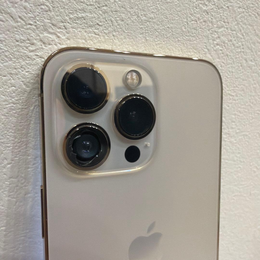 Apple iPhone 13 Pro ゴールド 512GB カメラレンズ割れ