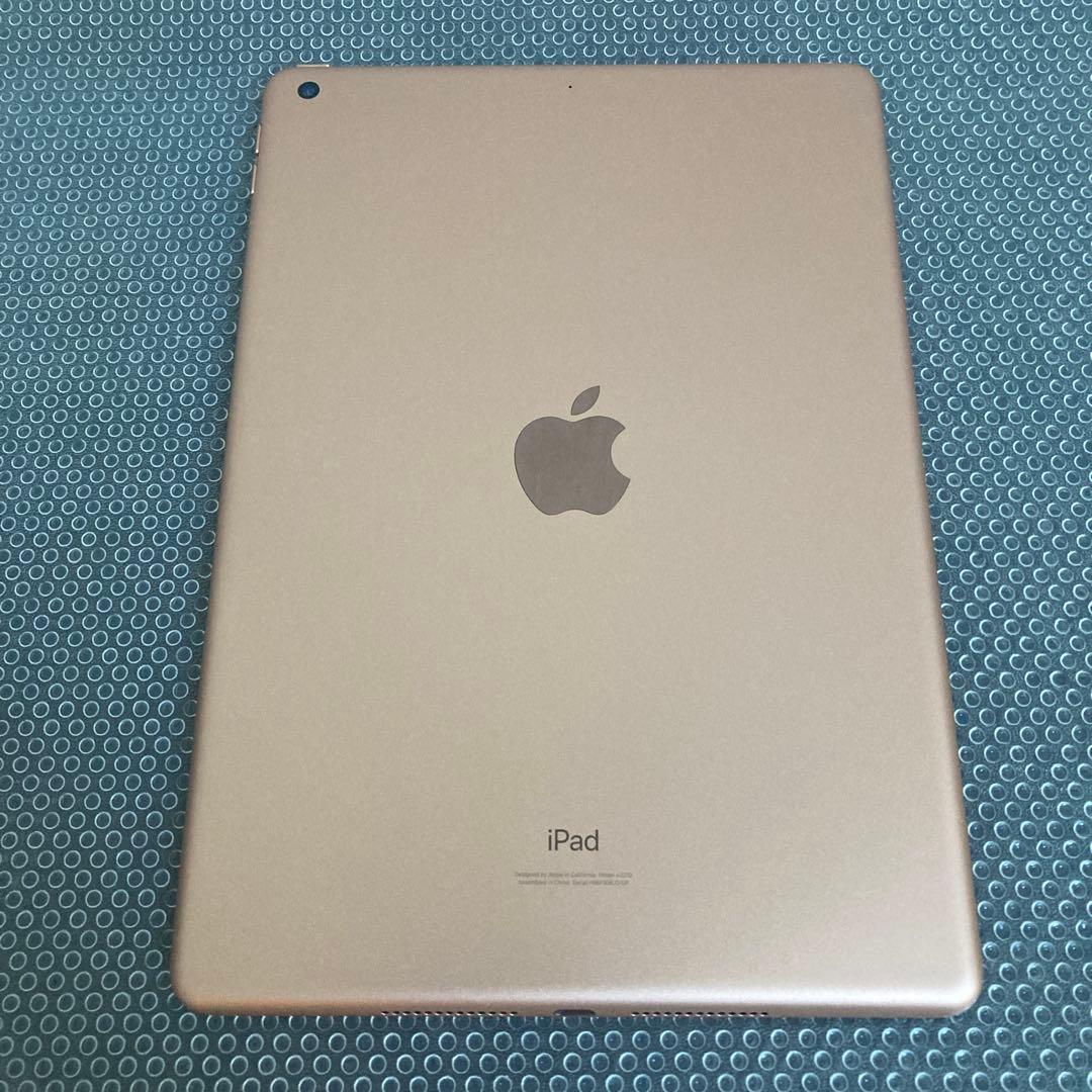 3128 電池新品☆比較的美品☆iPad8 第8世代 32GB WIFIモデル☆