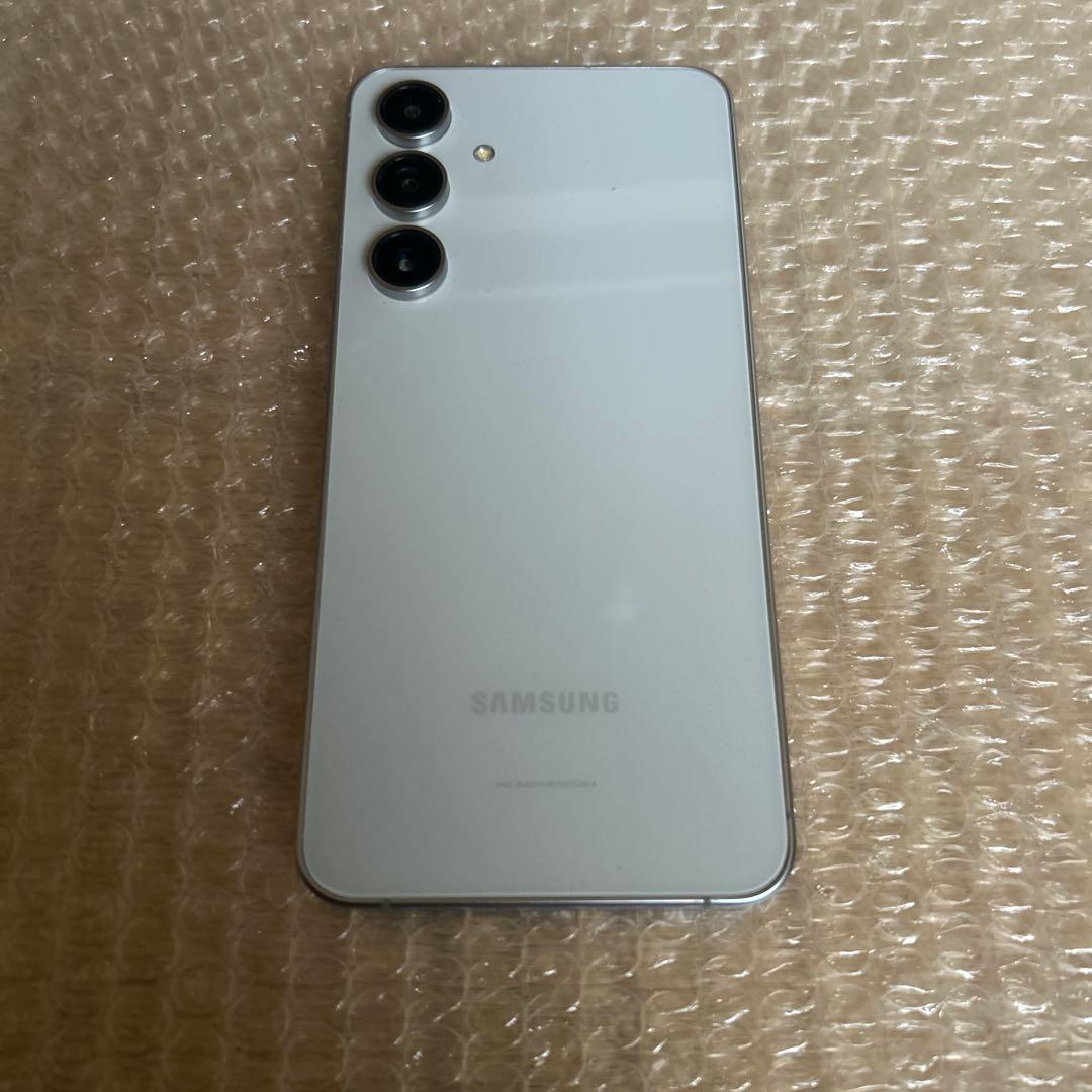 Samsung Galaxy S24 FE 本体
