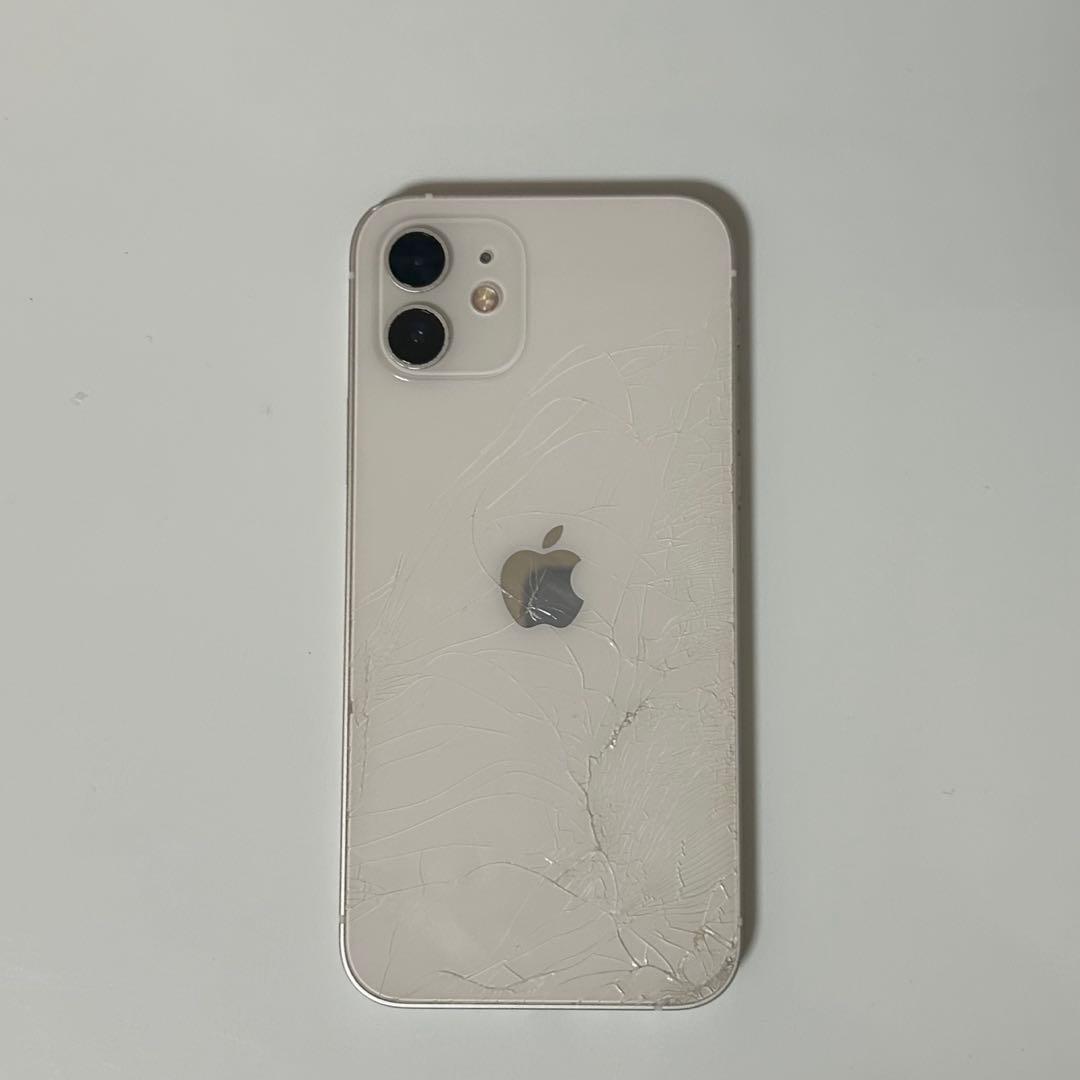 iPhone12 ホワイト