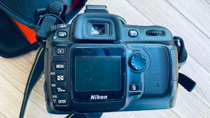 Nikon D50 レンズキット、充電器