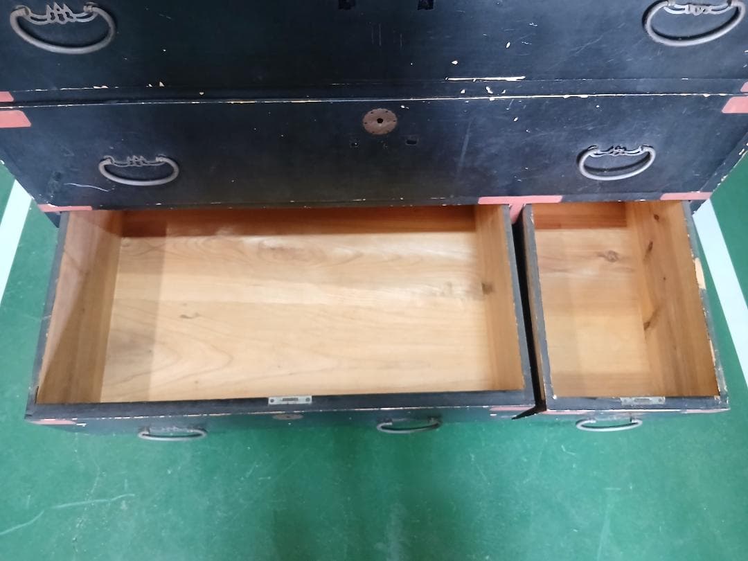送料込み 和箪笥 引き出し レトロ アンティーク 古家具 黒色