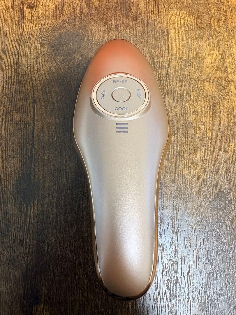 MEラボンエクラ美顔器　ＩＫＫＯプロデュース