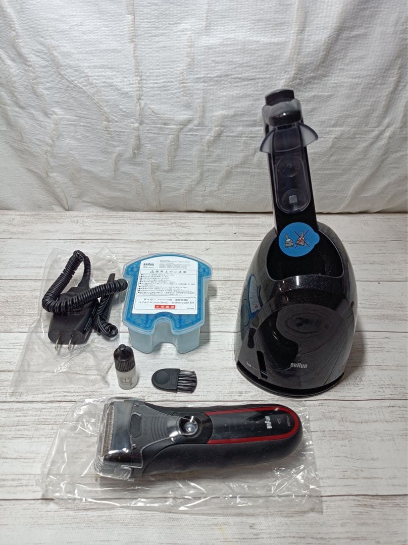 八6243【美品】BRAUN シェーバー Series 3 350cc-4