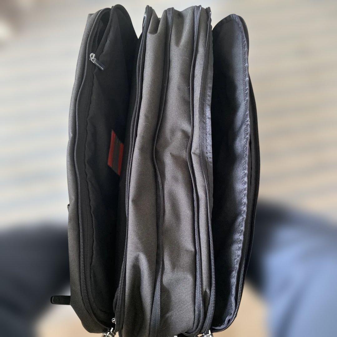 Porsche Design CARGON ブラックボストンバッグ