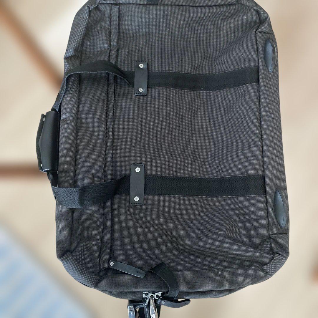 Porsche Design CARGON ブラックボストンバッグ