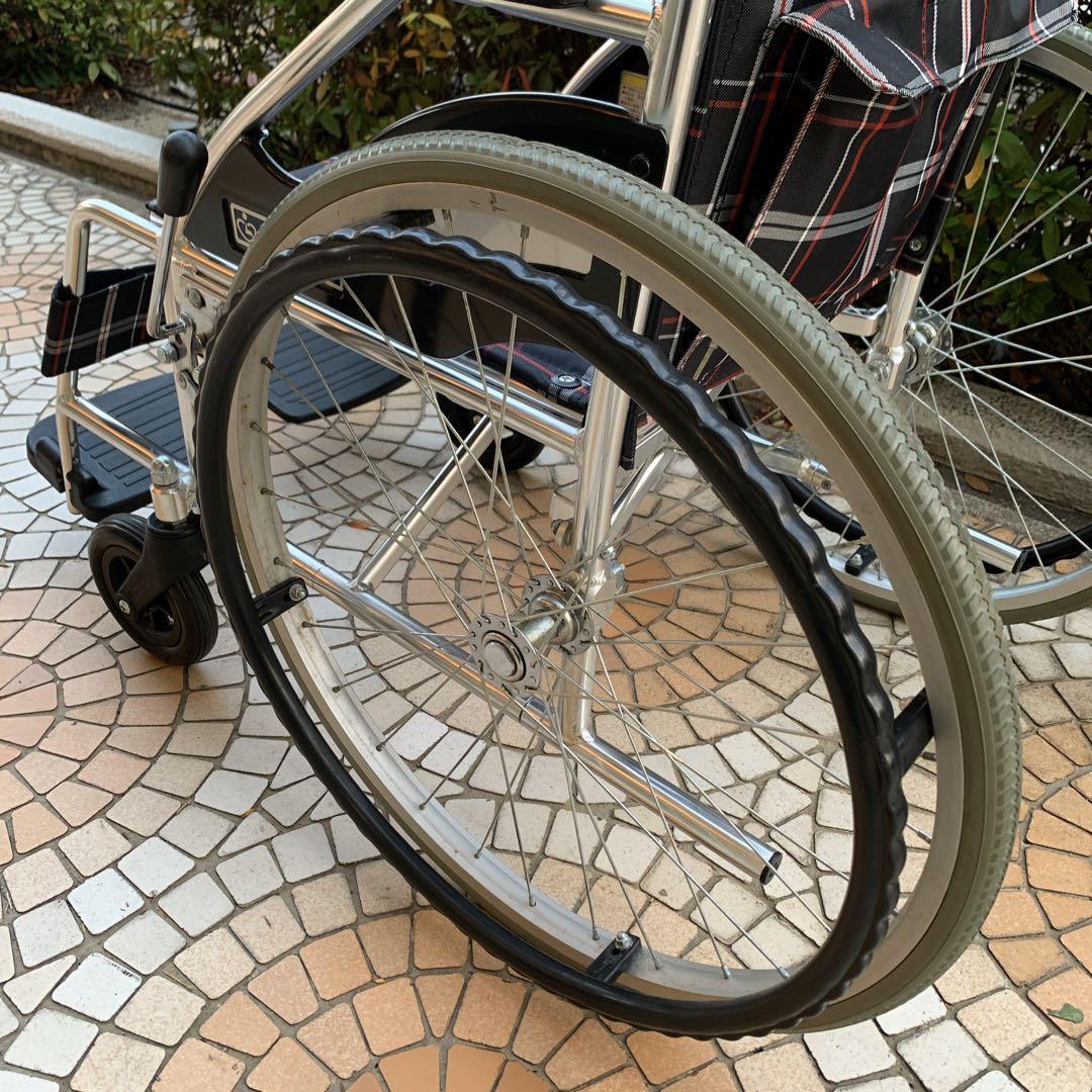 とちきち　大阪市内直接引渡し　KAWAMURA　自走用車椅子　ノーパンクタ