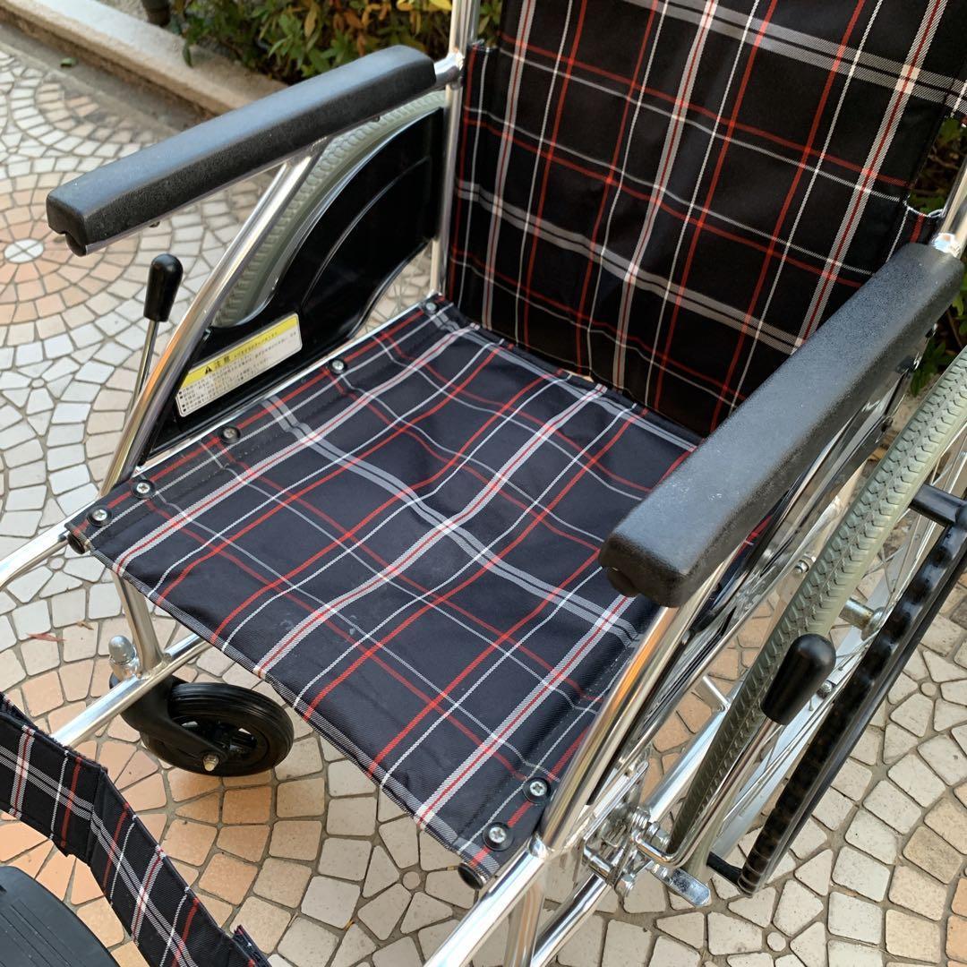 とちきち　大阪市内直接引渡し　KAWAMURA　自走用車椅子　ノーパンクタ