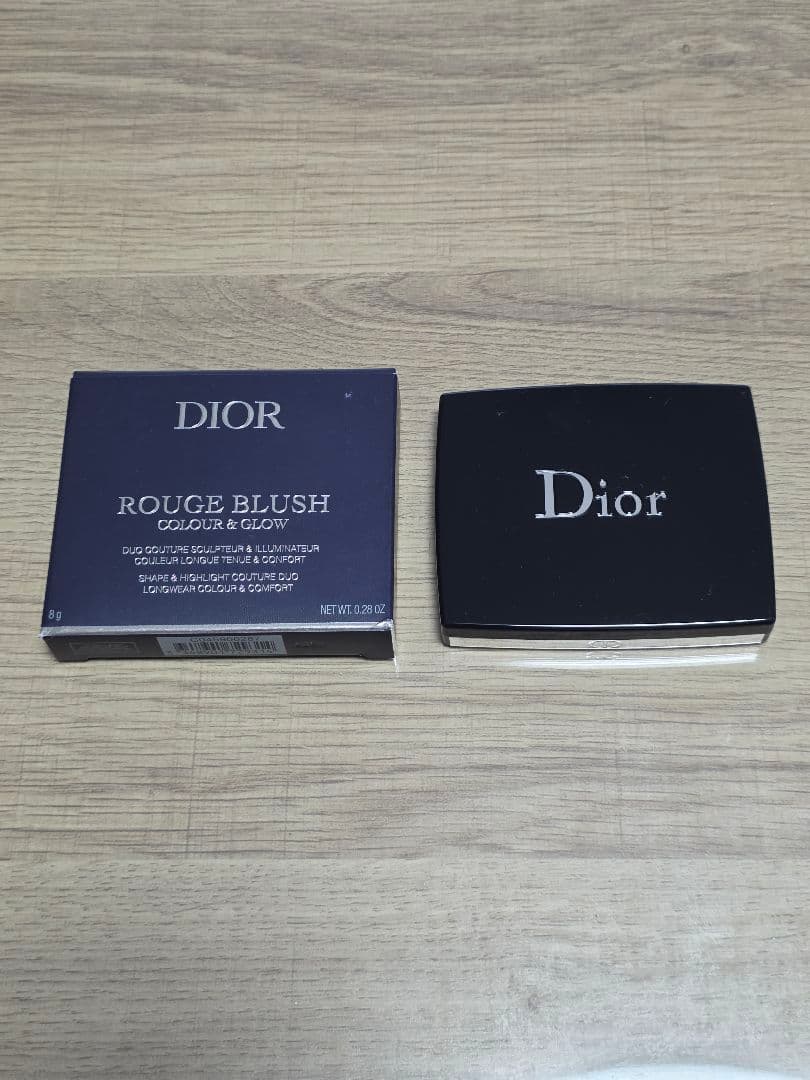 【新品未使用】Dior ディオールスキン　ルージュブラッシュカラー&グロウ287