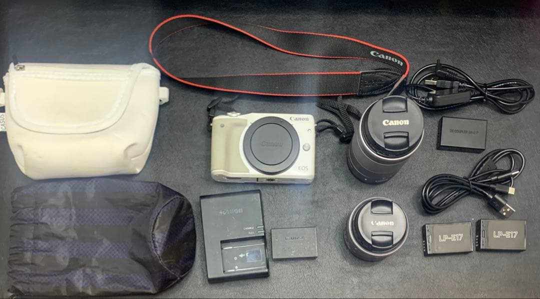 Canon EOS M3 ダブルズームキット 中古 おまけ色々