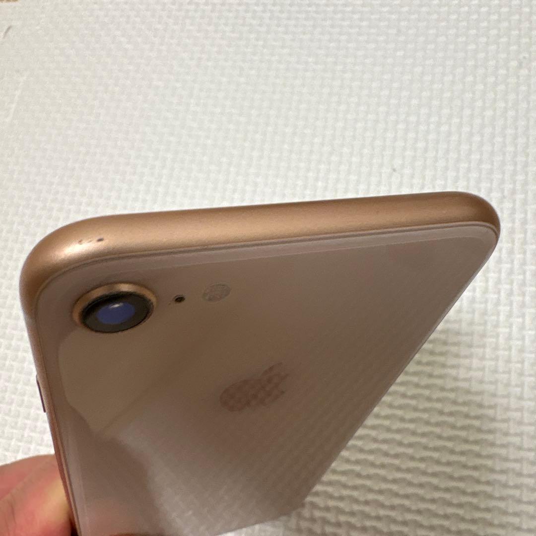 スマートフォン本体 iPhone 8 Gold