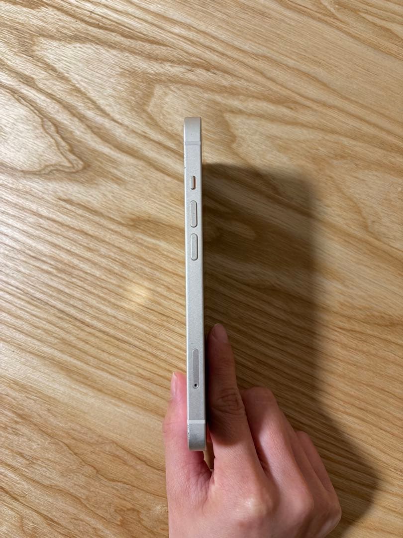 iPhone13 ホワイト128GB 本体