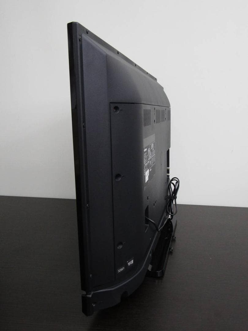 東芝 32V型 液晶テレビ レグザ 32S21 2018年製 N1C