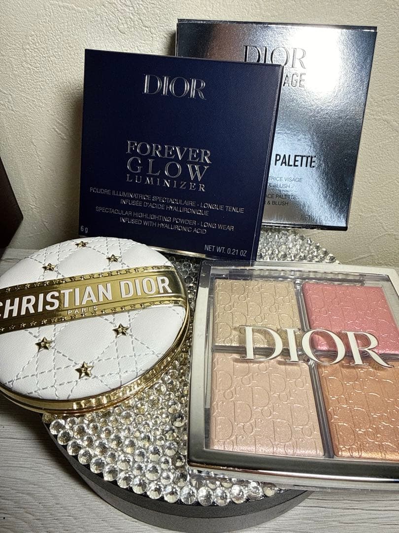 「DIOR ホリデー限定 コスメまとめ売り 未使用 ポーチ付き」