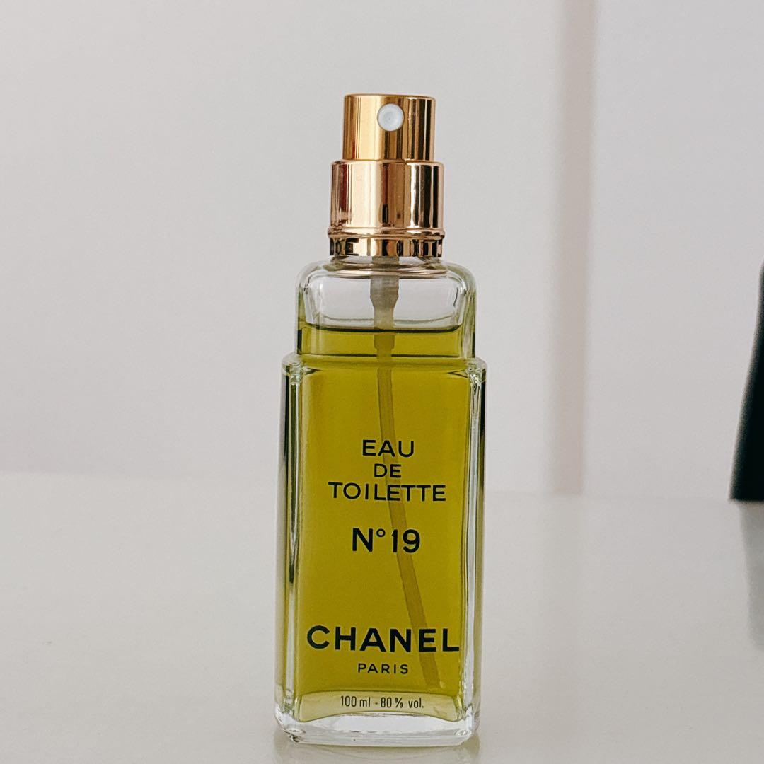 CHANEL シャネル N°19 オードトワレ 100ml スプレー 未使用