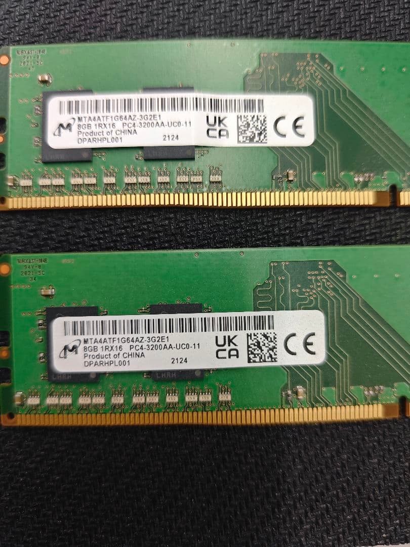 DDR4 メモリ PC4-25600 288ピン　8GB　2枚セット