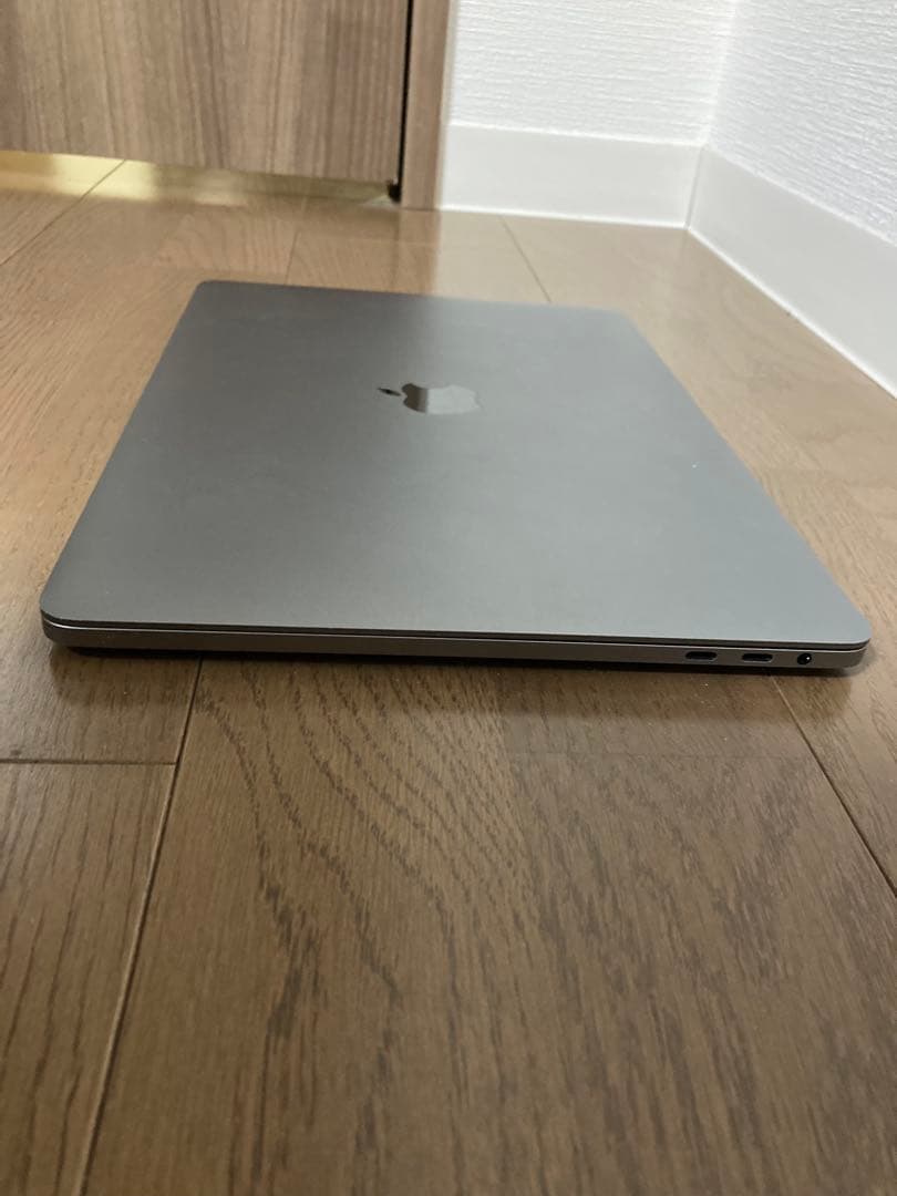 MacBook Pro 2019 メモリ16GB/SSD512GB 13inch