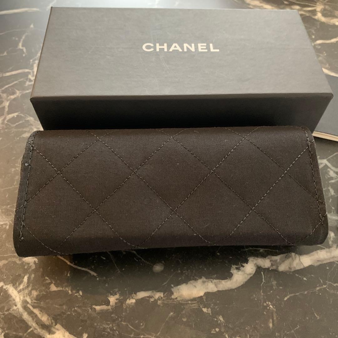 CHANEL ブラック マトラッセ メガネケース 未使用品