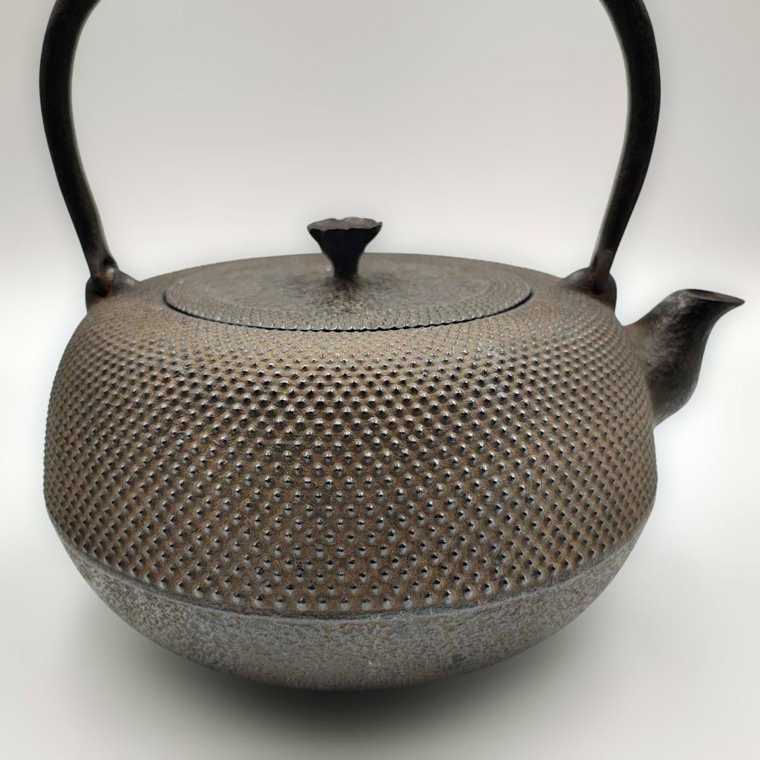 ☆清茂作☆南部鉄器☆鉄瓶☆急須型☆アラレ紋☆伝統工芸品☆煎茶道具☆