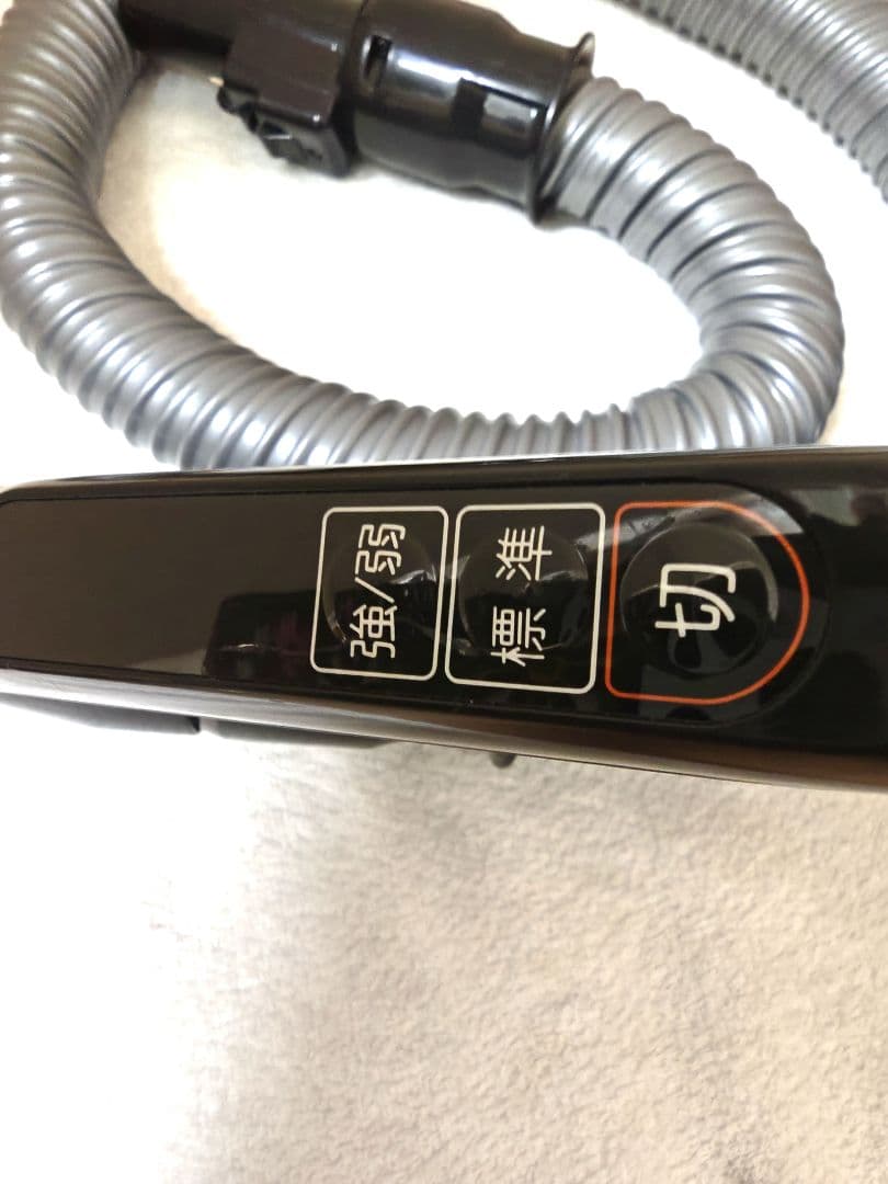 東芝紙パック式掃除機VC‐PM7A(H) なんと1年未満の品　エアーヘッド