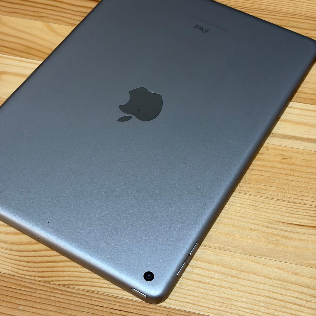 A*i様 iPad 第5世代 32GB 538011