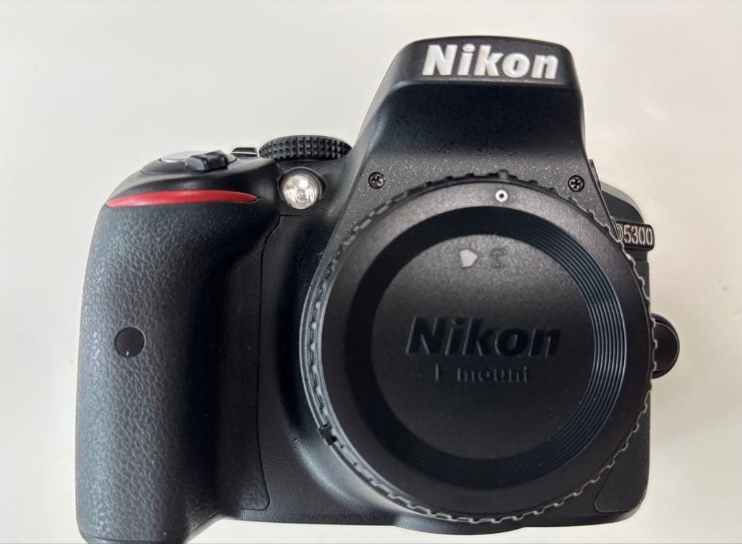 美品　Nikon d5300 18-55 BLACK 32GB SD