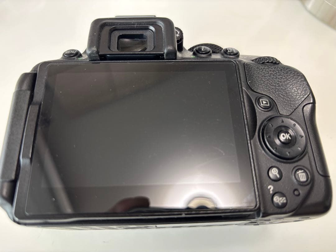 美品　Nikon d5300 18-55 BLACK 32GB SD