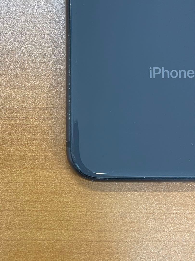 ケ*ト様 動作確認済み iphone 8 64GB ID R5913