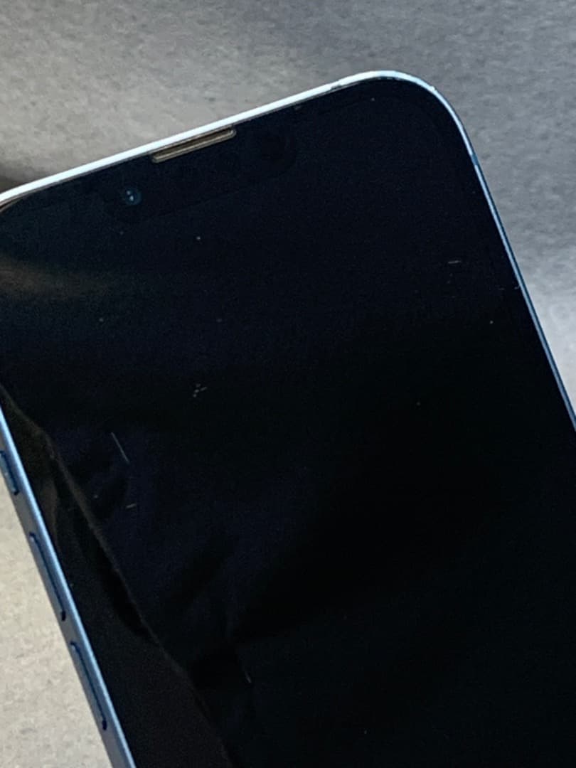 中古品　国内版　SIMフリー　iPhone13 256GB ブルー色