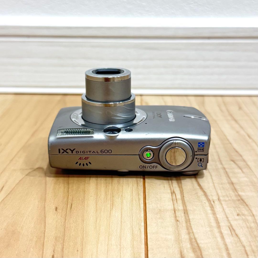 【付属品多数】　Canon キャノン　IXY DIGITAL 600 デジカメ