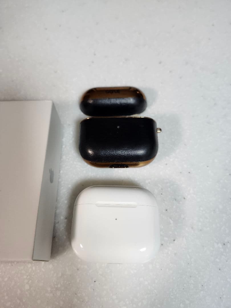 Apple AirPods（第3世代）充電ケース付き MME73J/A　箱付き