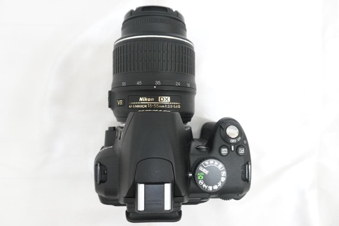 Nikon D3000 18-55 VR Kit デジタル一眼　ショット数460
