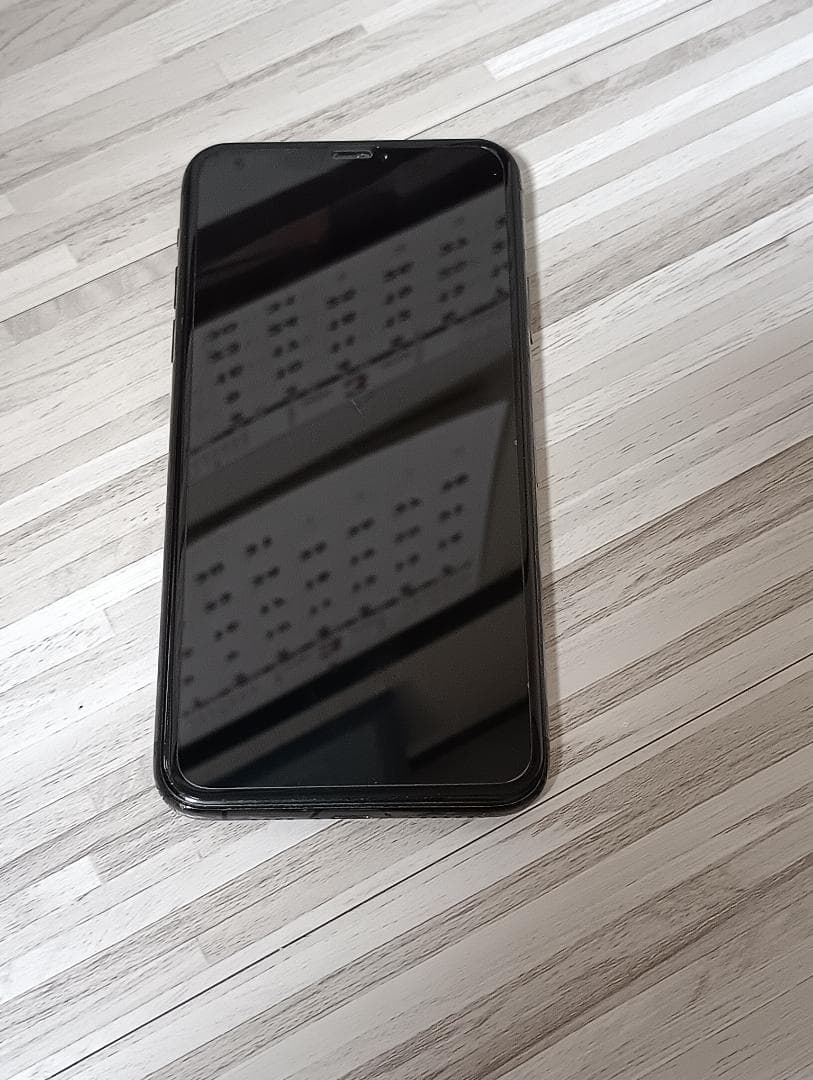 スマートフォン本体 Apple iPhone 11 Pro MAX (MWHJ2J/A)