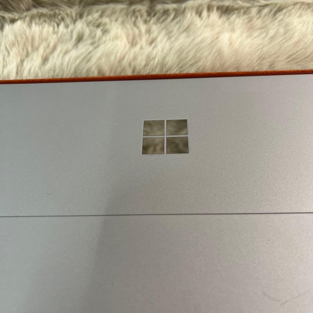 Surface Go2（1927）m3-8100Y 10.5インチ