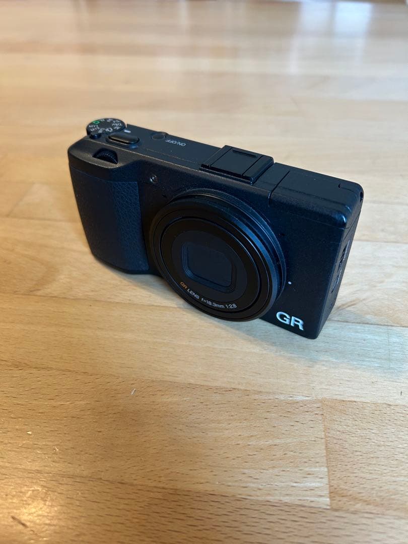 RICOH GR 初代 APS-CサイズCMOSセンサー【ショット数2416回】